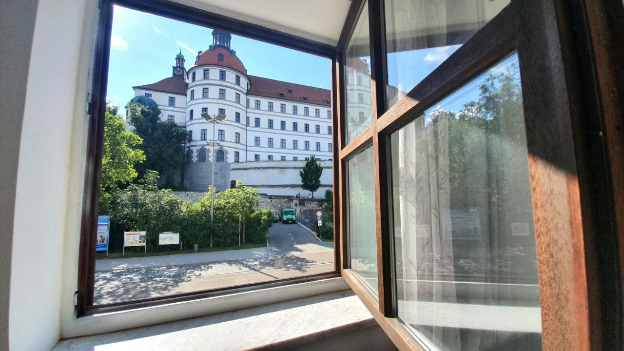 Neuburg *